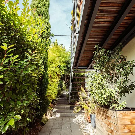 Cosy Avec Jardin Privatif Classe 4 Etoiles Daire *