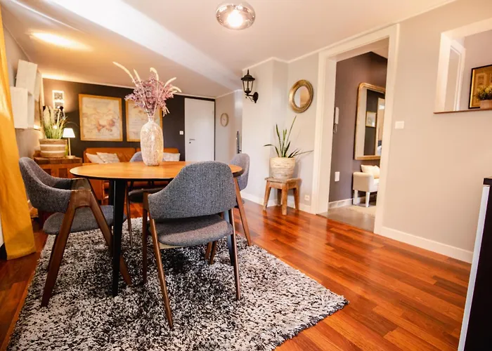 Cosy Avec Jardin Privatif Classe 4 Etoiles Appartement