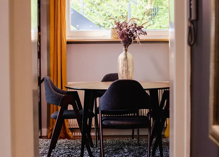 Cosy Avec Jardin Privatif Classe 4 Etoiles Appartement