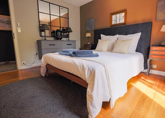 Cosy Avec Jardin Privatif Classe 4 Etoiles Appartement